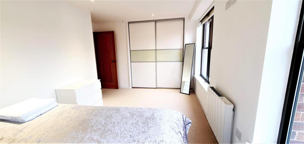 Cliftonville Heights - 2 Bed Home Away From Home Northampton Eksteriør billede